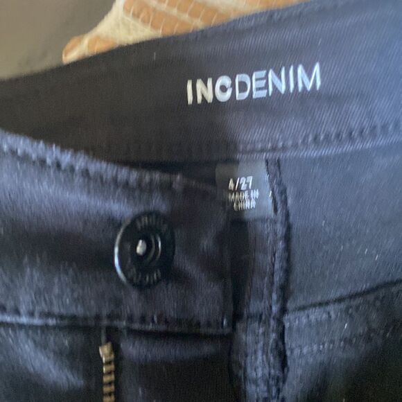 NWT Inc Denim black ankle length jean , fray bottom with white stripe down leg - Picture 2 of 6